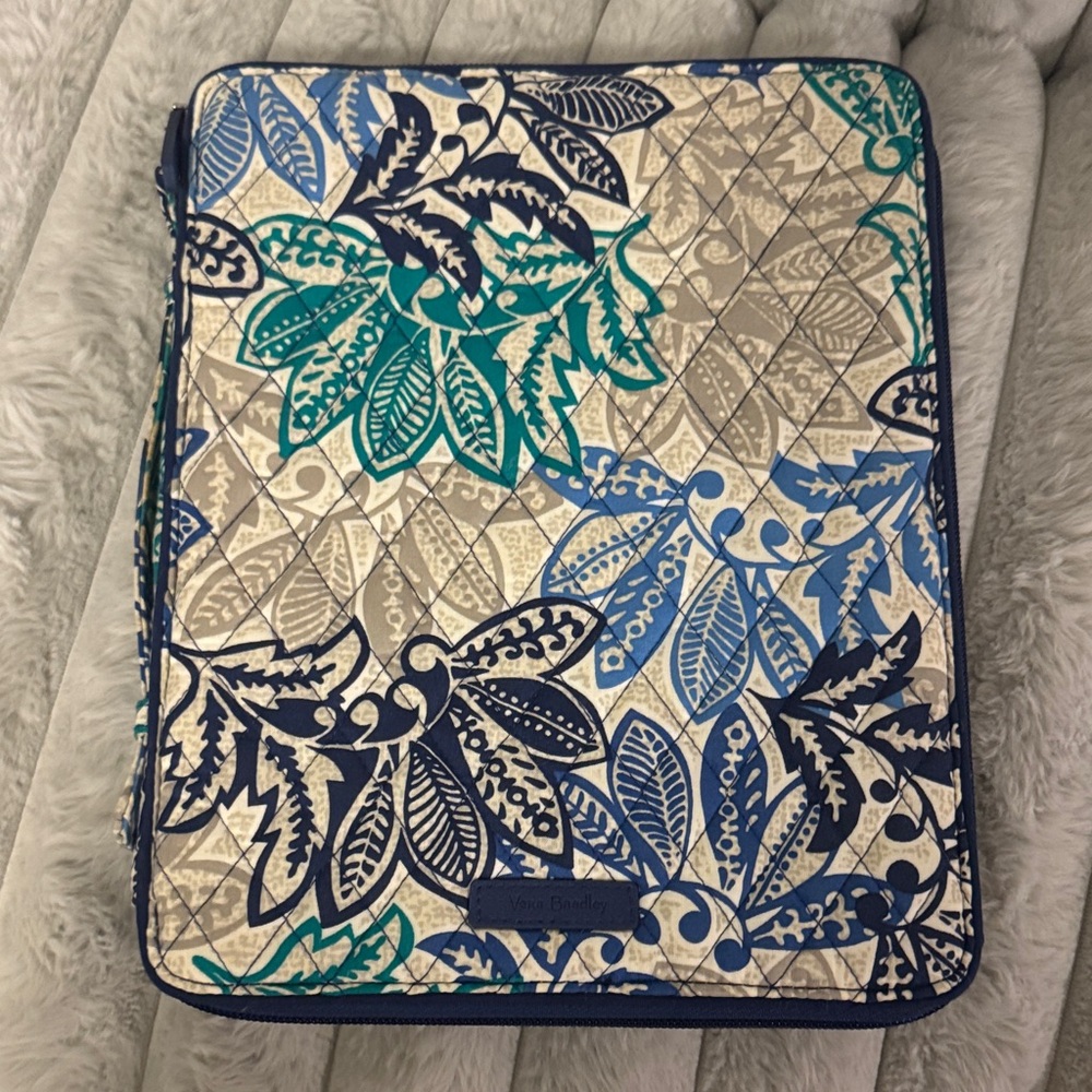 Floral Leaf Patterned Laptop Sleeve